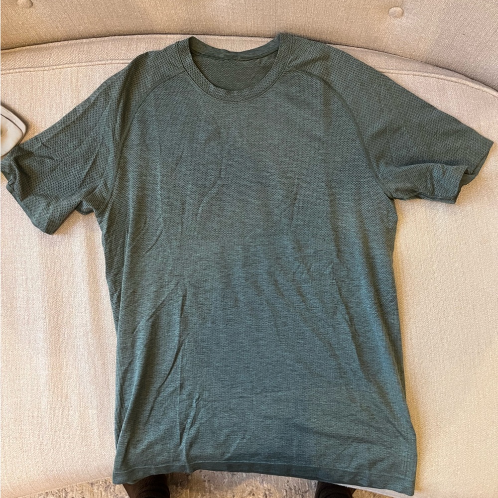 Metal Vent Tech shirt